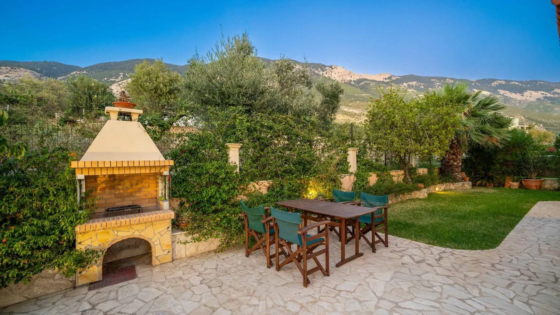 Villa Andriana Vlachata Greece
